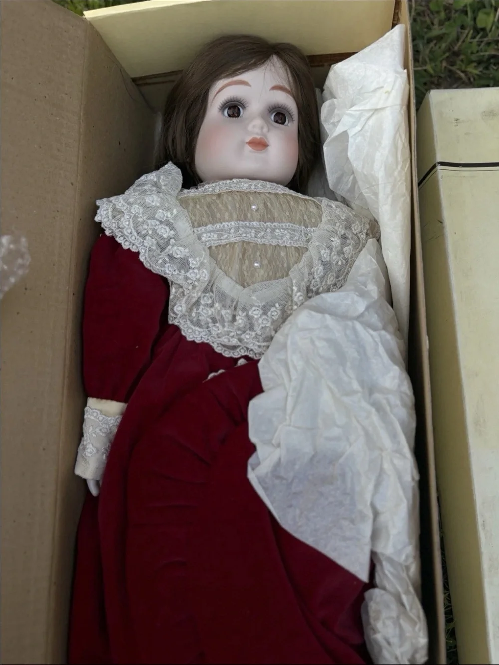 Victoria Ashlea Originals Porcelain Musical Collector Doll House Of Global Art 3